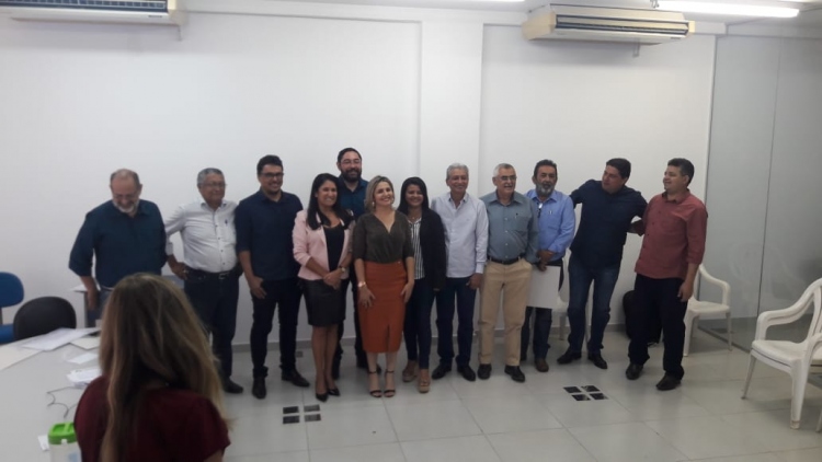 Reuni&atilde;o na AMM com Prefeitos e Secret&aacute;rios e Presidente Neurilan Fraga